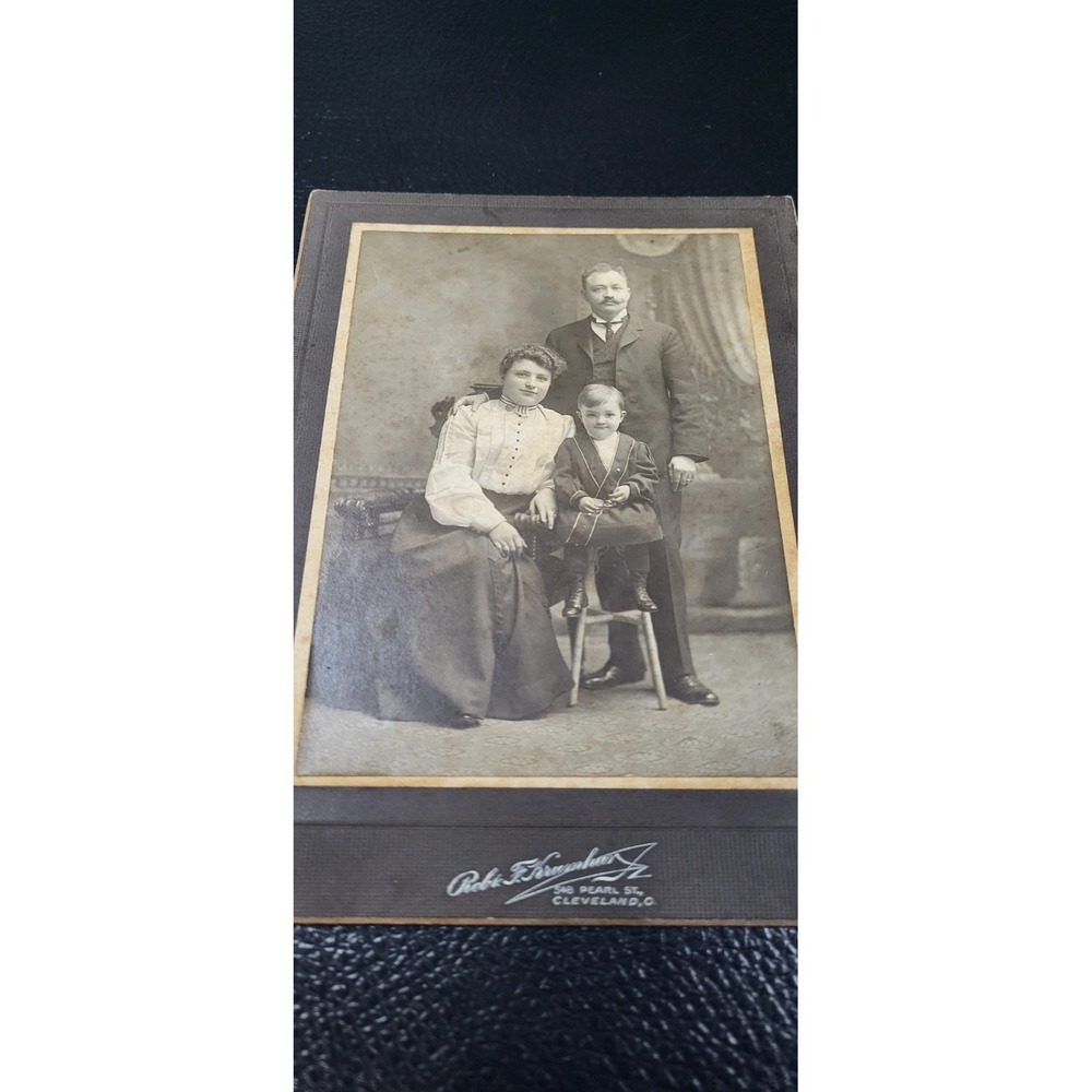 CABINET CARD  19TH CENTURY PHOTO OF 3 Family HANDLEBAR MUSTACHE SUPER COOL